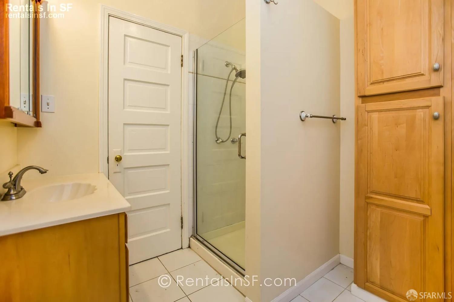 Detail Gallery Image 5 of 8 For 1043 Fell St, San Francisco,  CA 94117 - – Beds | – Baths