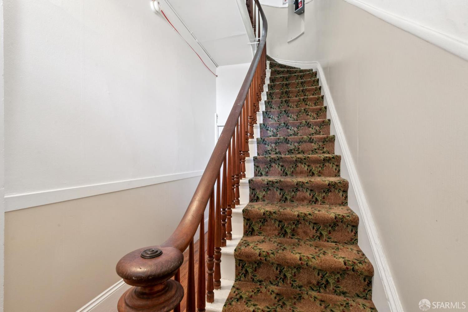 Detail Gallery Image 5 of 32 For 2906 Folsom St, San Francisco,  CA 94110 - – Beds | – Baths