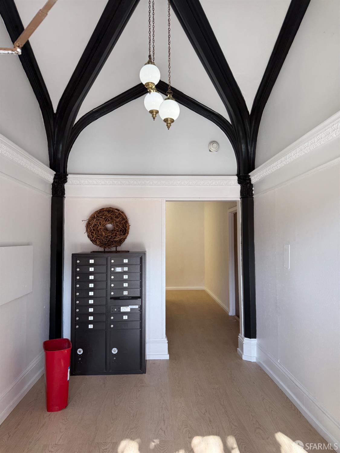 Detail Gallery Image 2 of 13 For 1122 Sutter St #5,  San Francisco,  CA 94109 - 0 Beds | 1 Baths