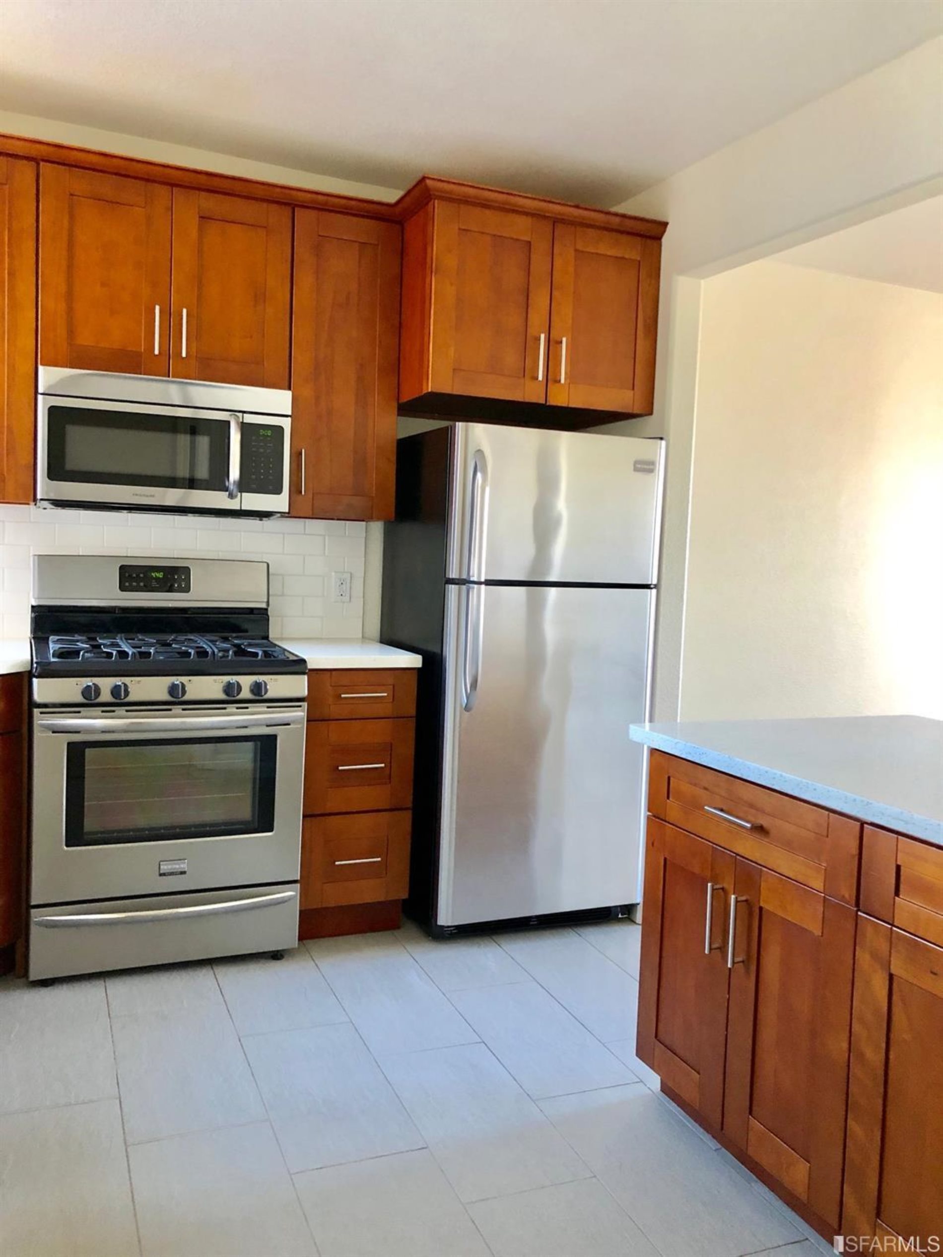 Front Image Thumbnail for SF426101158