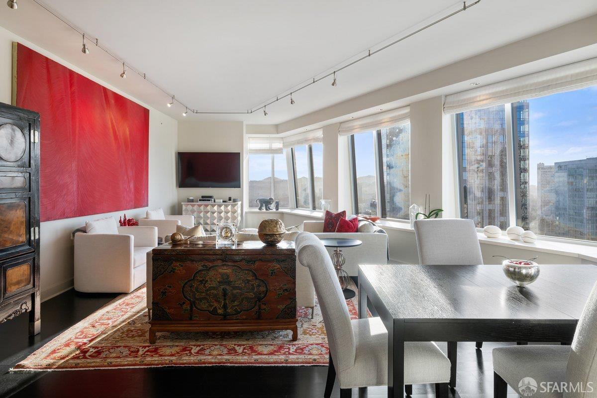 Photo #6: 426100716 Listing: Photo #6