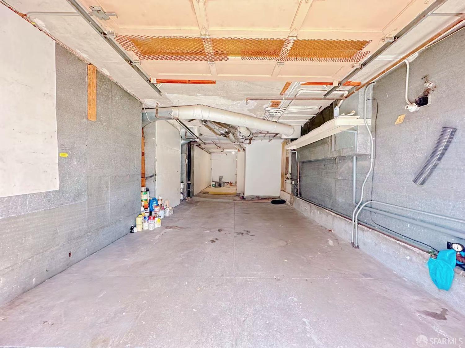 Detail Gallery Image 6 of 38 For 11 Wood St, San Francisco,  CA 94118 - – Beds | – Baths