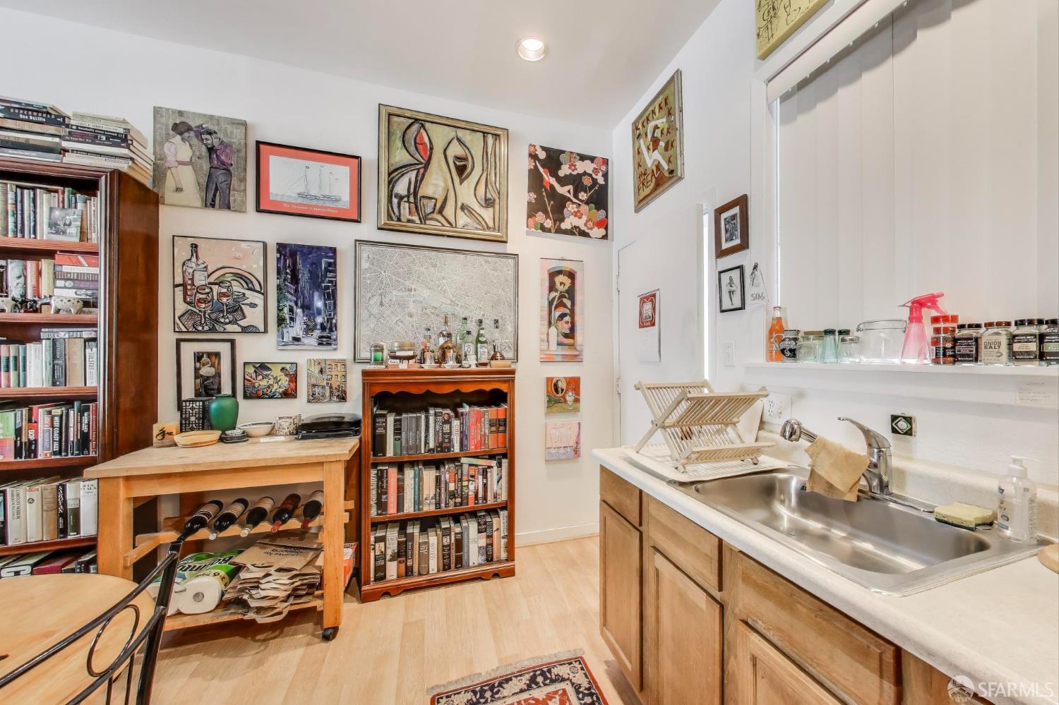 Detail Gallery Image 8 of 39 For 1217 Kearny St, San Francisco,  CA 94133 - – Beds | – Baths