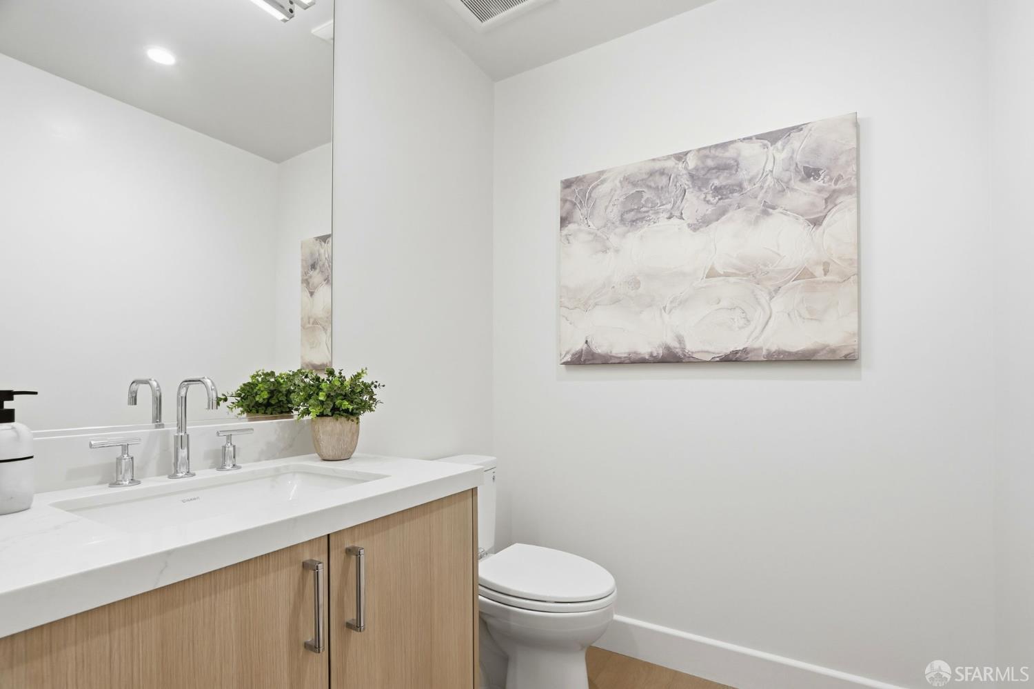 Detail Gallery Image 23 of 43 For 425 First St #14,  Los Altos,  CA 94022 - 1 Beds | 1/1 Baths