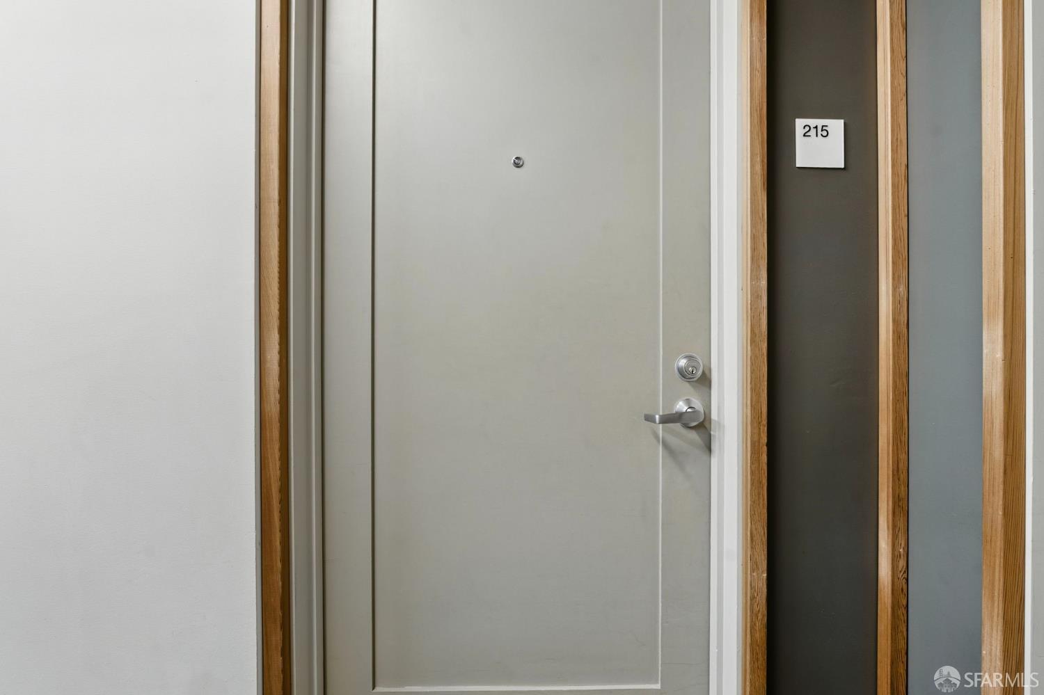 Photo #4: 426100928 Listing: Photo #4