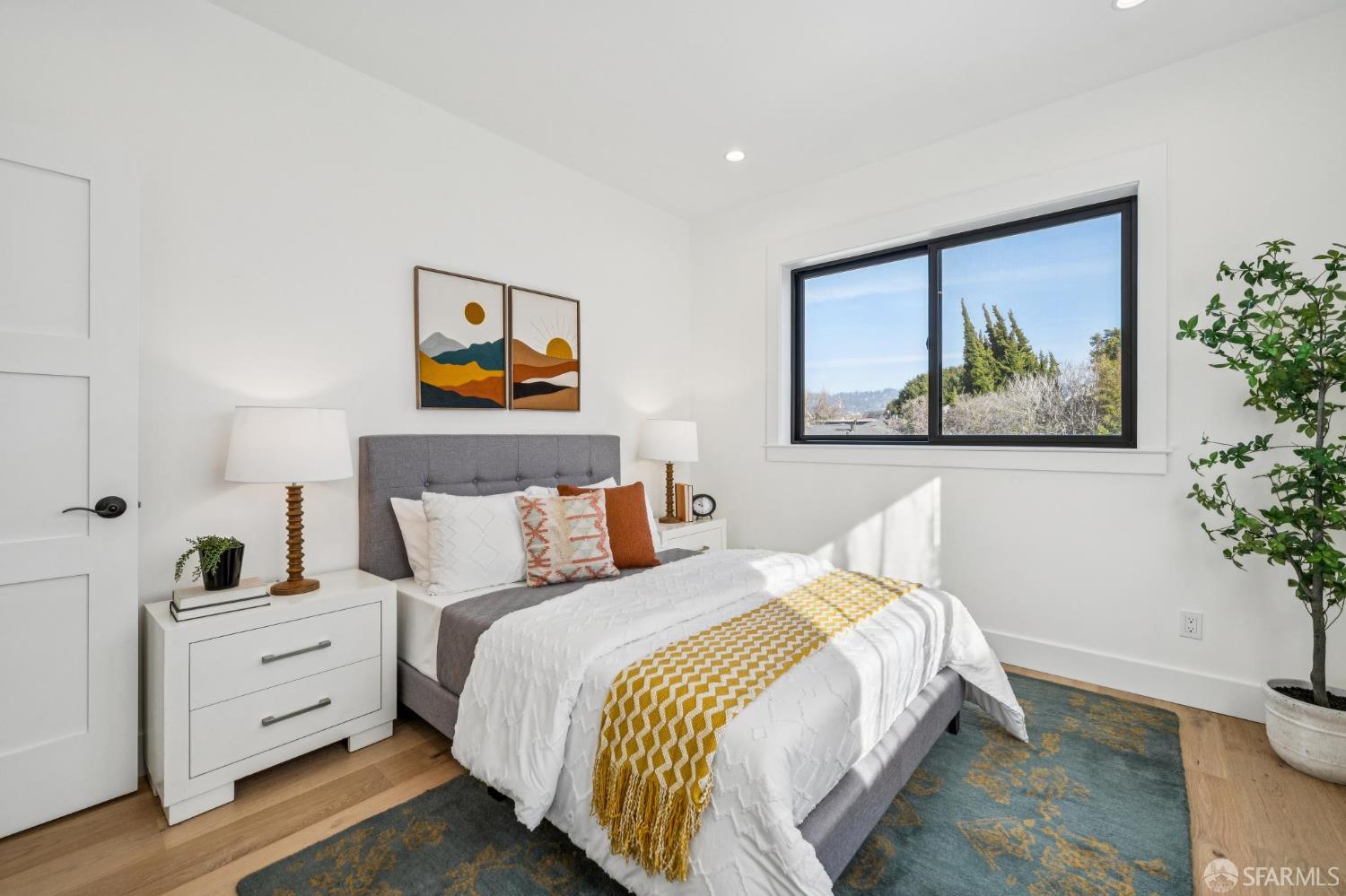 Detail Gallery Image 57 of 73 For 2411 Sixth St, Berkeley,  CA 94710 - 4 Beds | 4 Baths