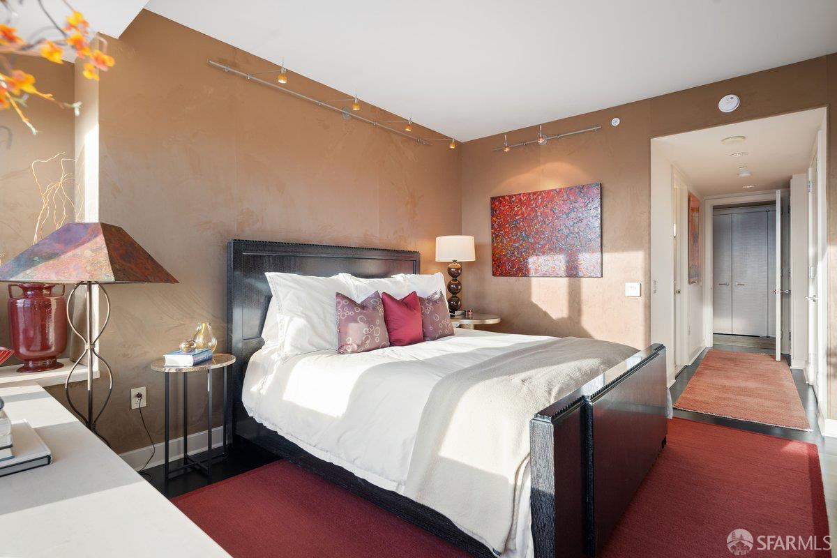 Photo #28: 426100716 Listing: Photo #28