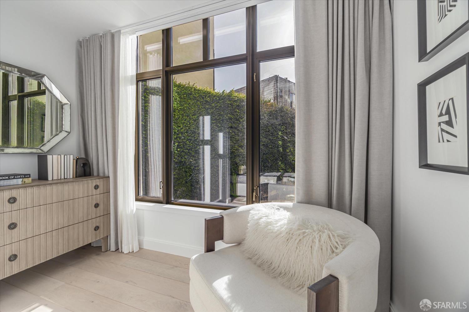 Detail Gallery Image 26 of 40 For 875 California St #202,  San Francisco,  CA 94108 - 2 Beds | 2 Baths