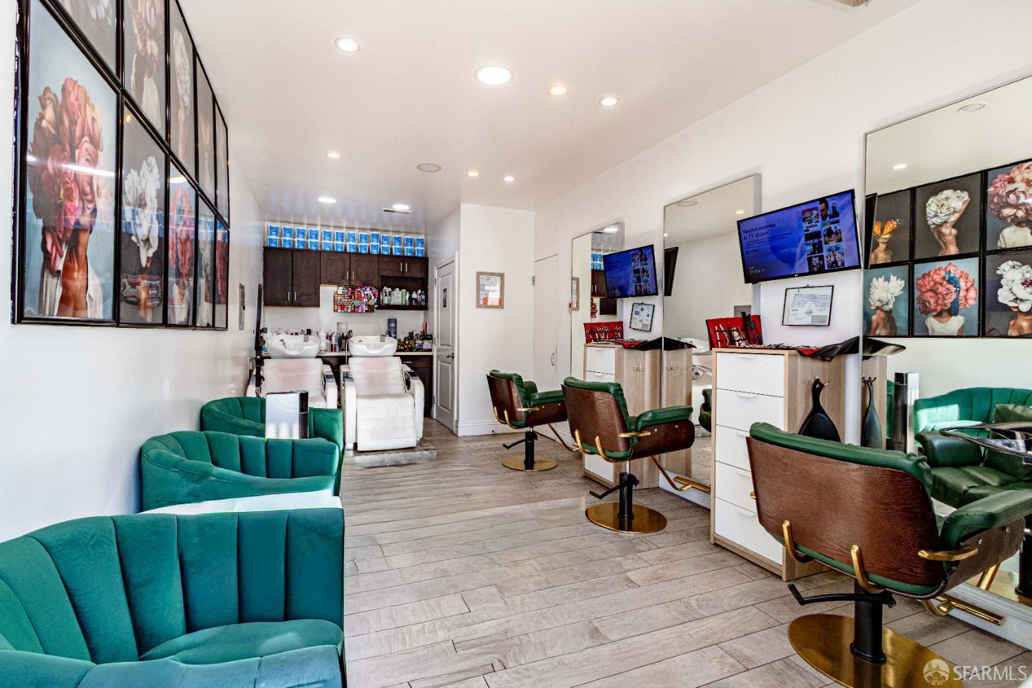 Detail Gallery Image 6 of 40 For 2398 30th Ave, San Francisco,  CA 94116 - – Beds | – Baths