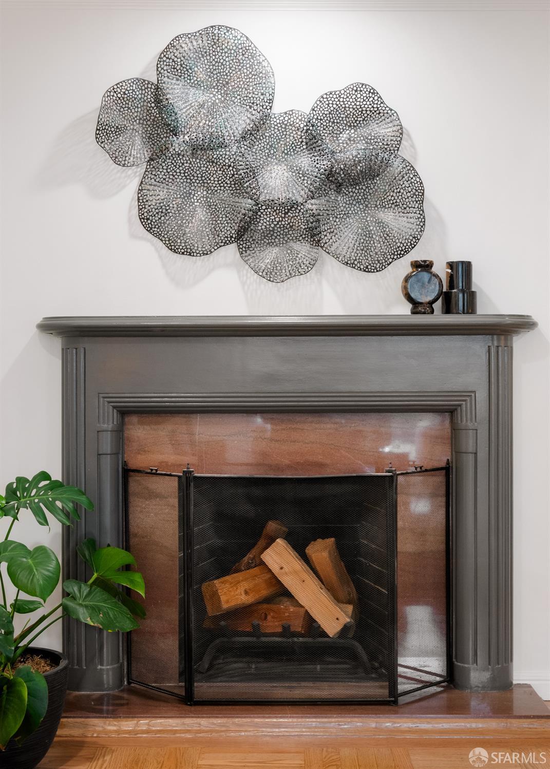 Detail Gallery Image 6 of 33 For 1768 Jackson St, San Francisco,  CA 94109 - 3 Beds | 2 Baths