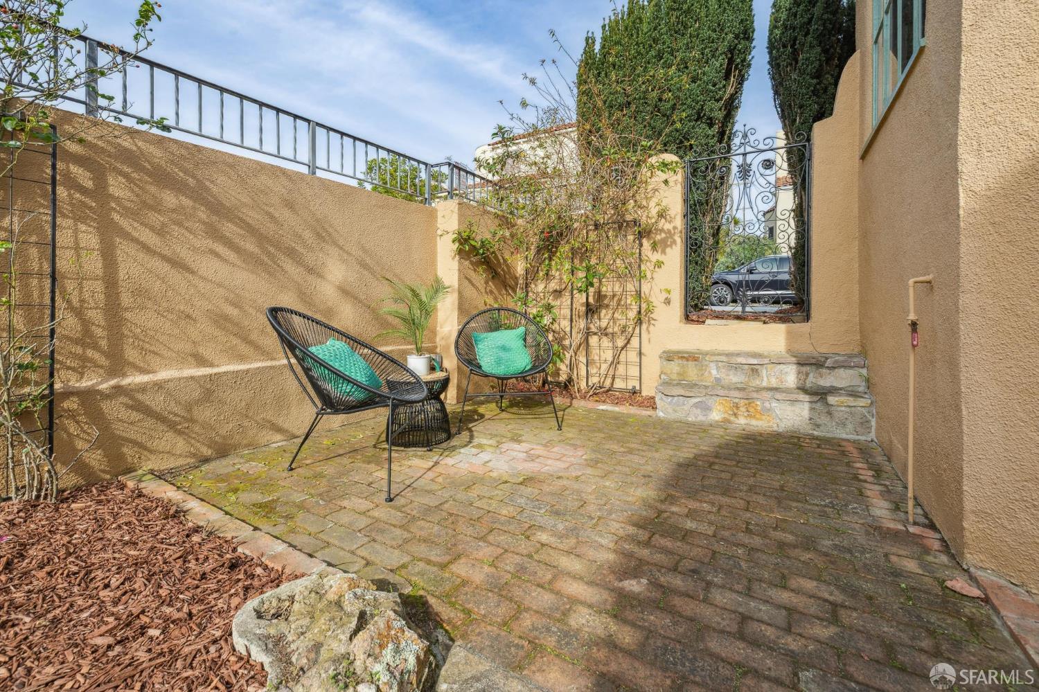 Detail Gallery Image 80 of 96 For 95 Pinehurst Way, San Francisco,  CA 94127 - 3 Beds | 3 Baths