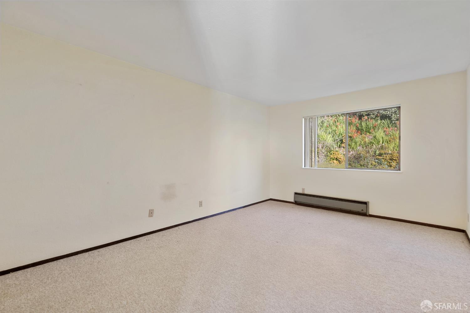 Photo #15: 426098629 Listing: Photo #15