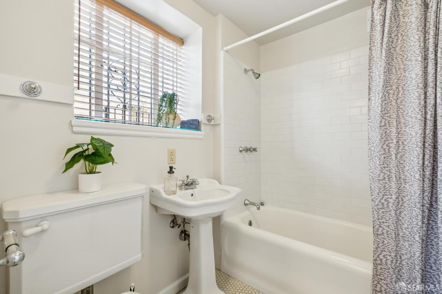 Detail Gallery Image 67 of 96 For 95 Pinehurst Way, San Francisco,  CA 94127 - 3 Beds | 3 Baths