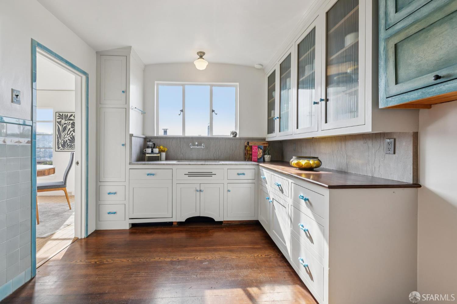 Detail Gallery Image 45 of 96 For 95 Pinehurst Way, San Francisco,  CA 94127 - 3 Beds | 3 Baths