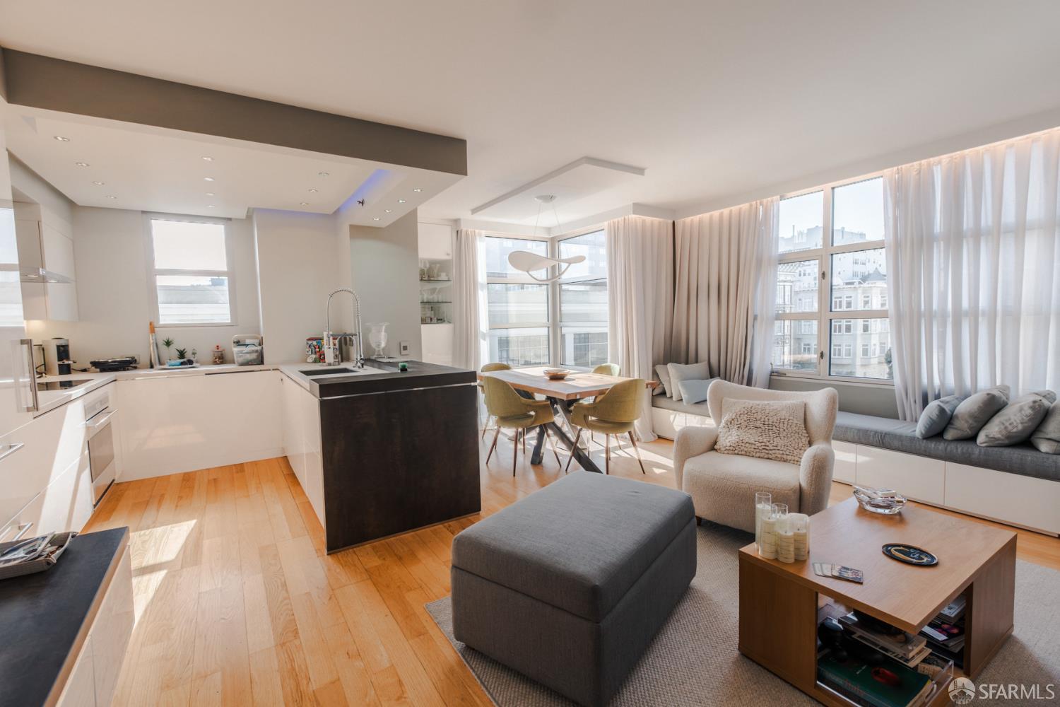 1800 Washington Street # 718