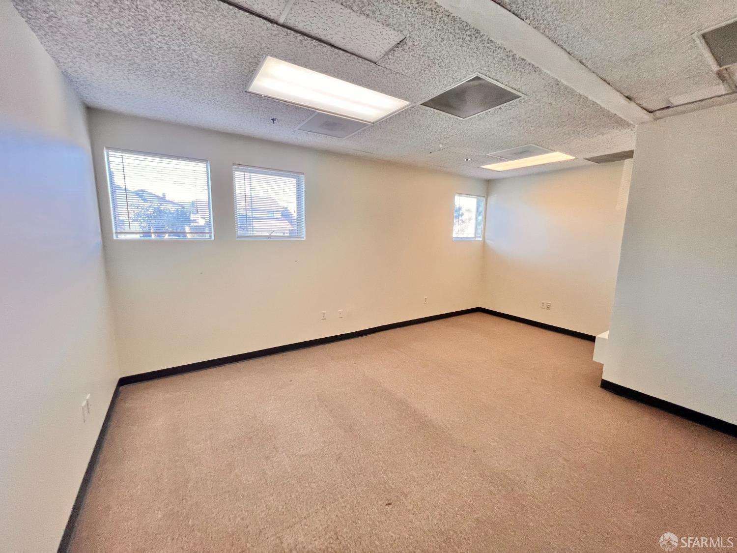 Detail Gallery Image 10 of 12 For 550 Washington St, Daly City,  CA 94015 - – Beds | – Baths