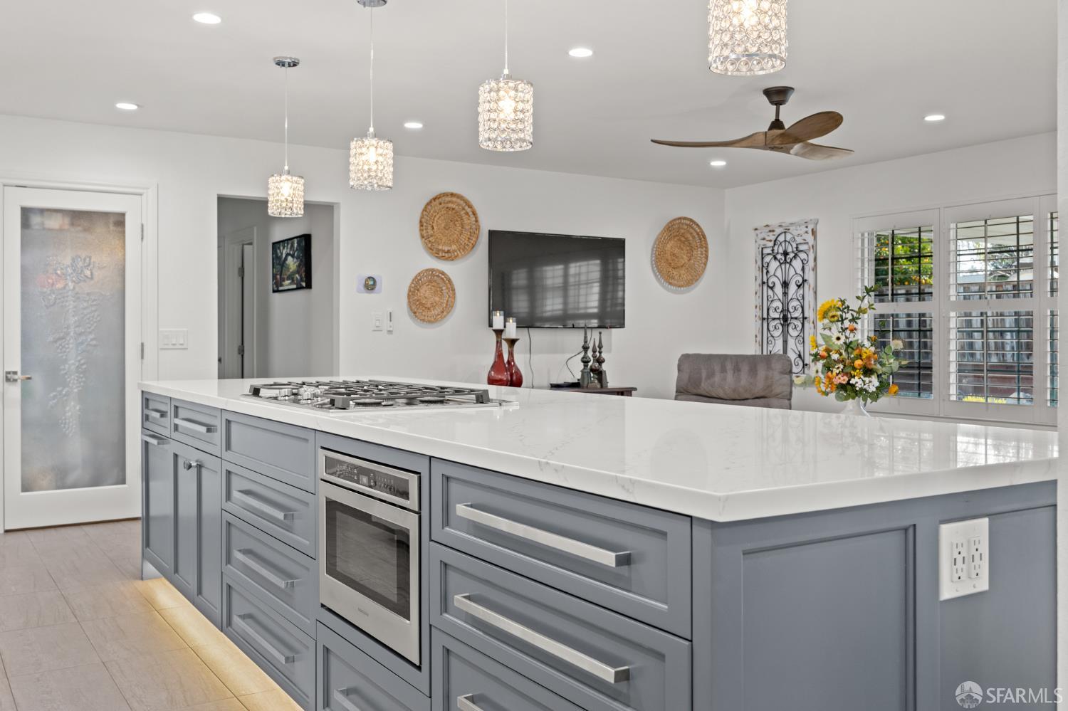 Detail Gallery Image 6 of 36 For 3875 Logan Ct, Concord,  CA 94519 - 3 Beds | 2 Baths