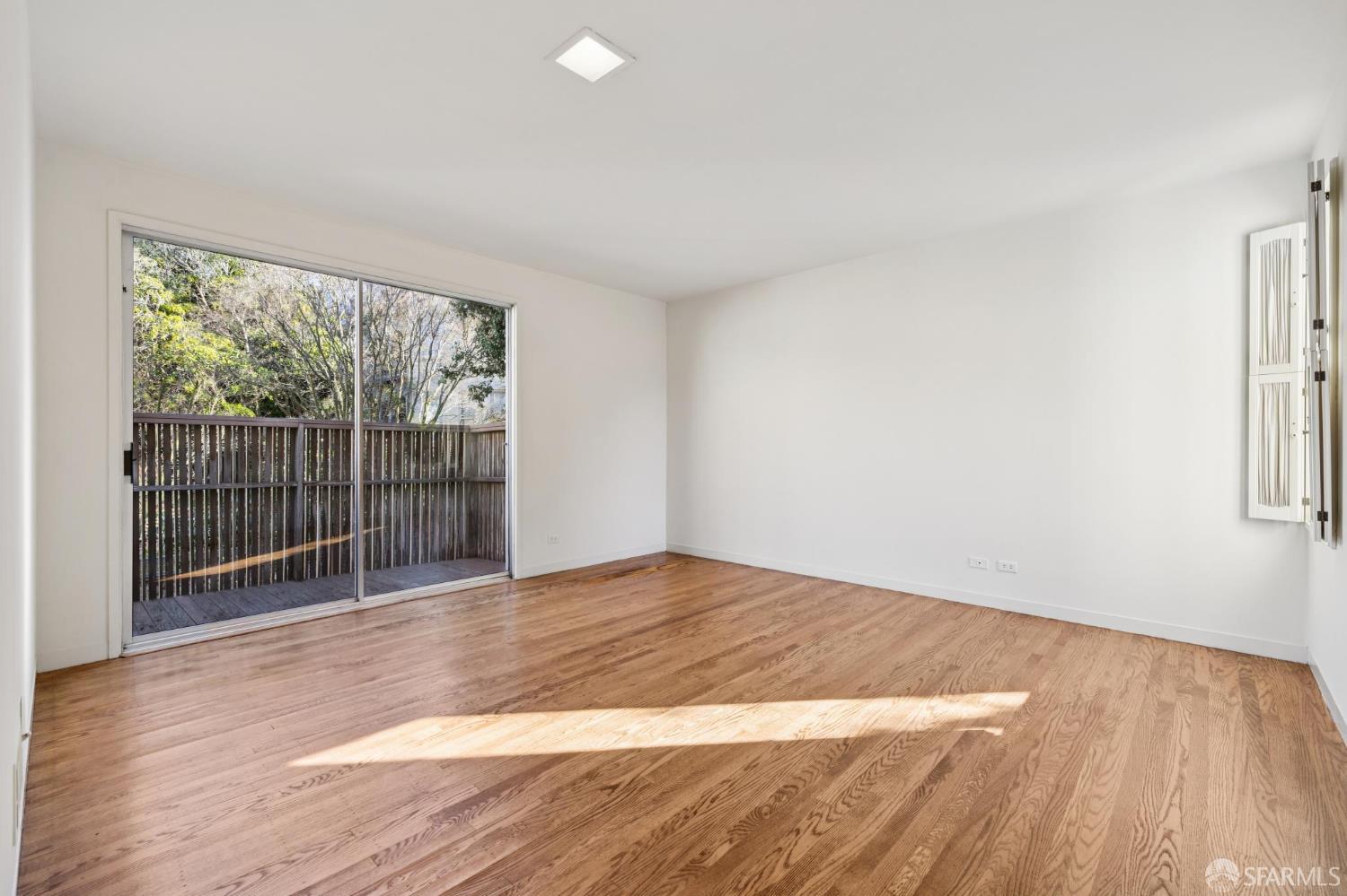 Detail Gallery Image 48 of 68 For 349 Marina Blvd, San Francisco,  CA 94123 - 4 Beds | 3 Baths