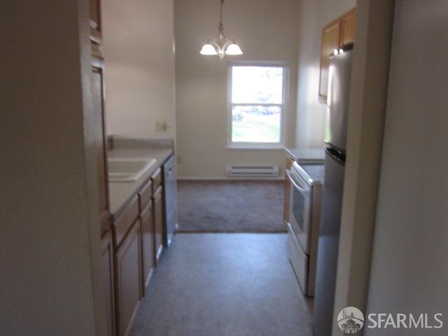 Detail Gallery Image 6 of 20 For 3 Lancaster Cir #211,  Bay Point,  CA 94565 - 2 Beds | 2 Baths