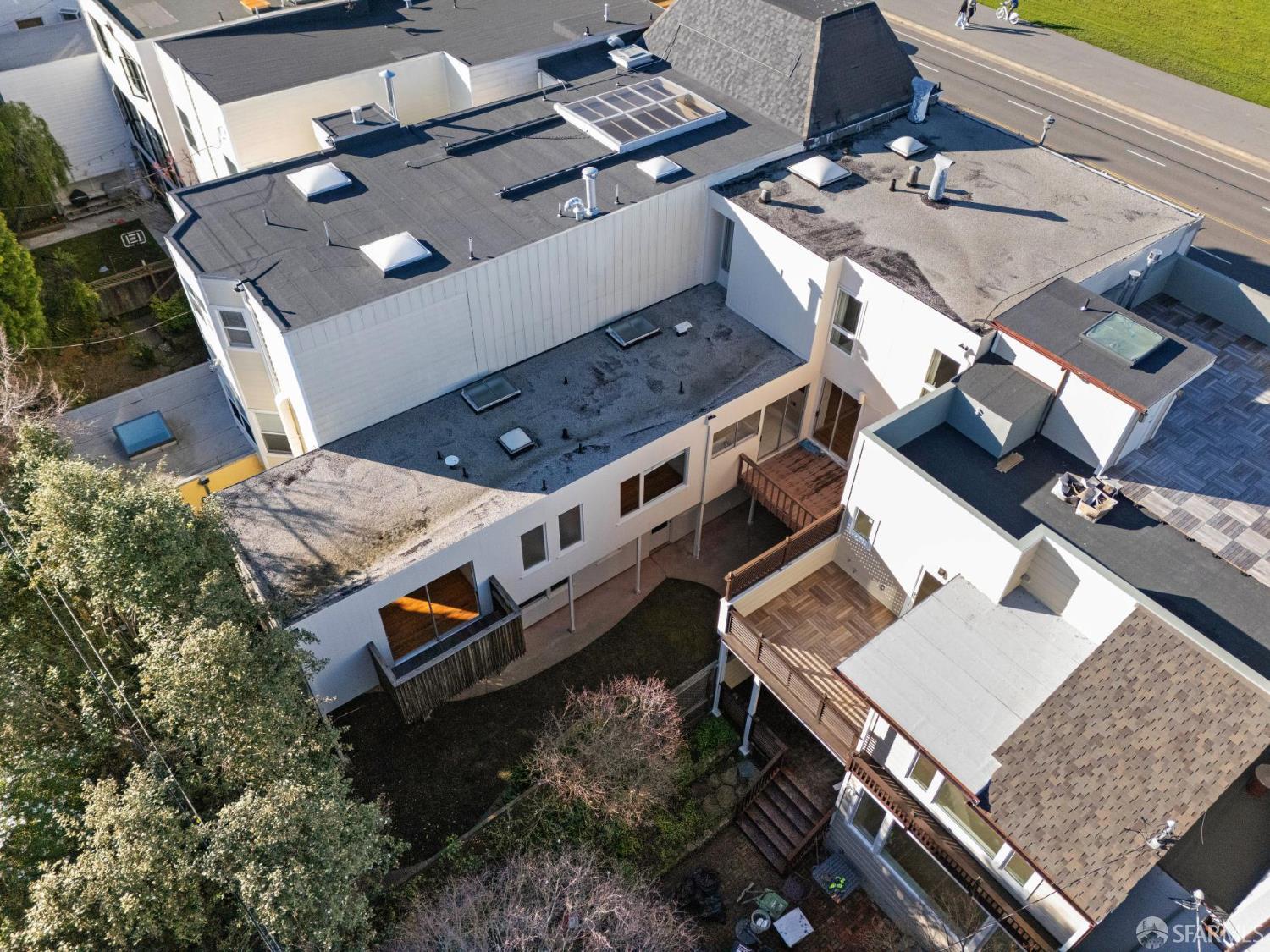 Detail Gallery Image 61 of 68 For 349 Marina Blvd, San Francisco,  CA 94123 - 4 Beds | 3 Baths