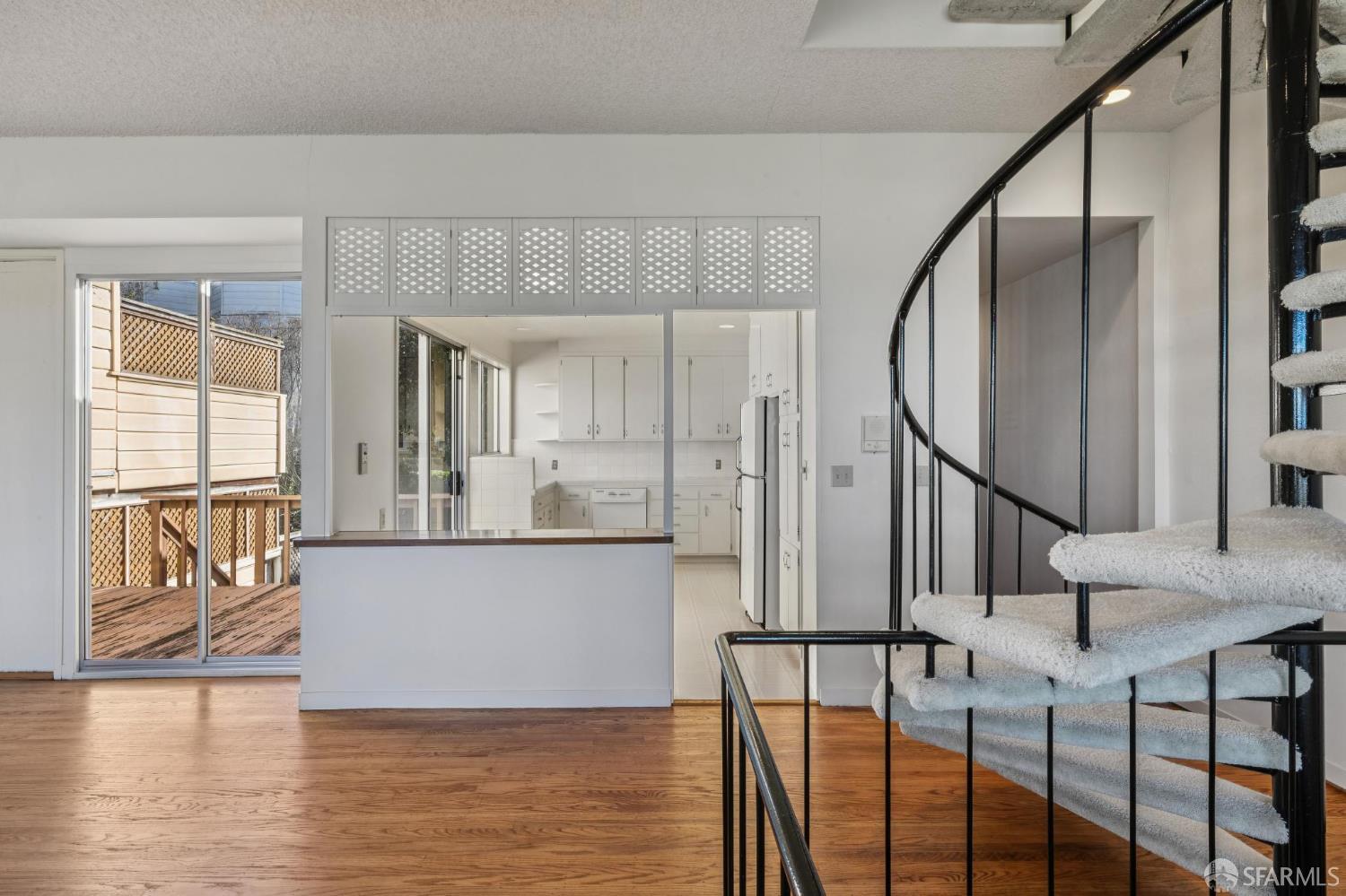 Detail Gallery Image 23 of 68 For 349 Marina Blvd, San Francisco,  CA 94123 - 4 Beds | 3 Baths