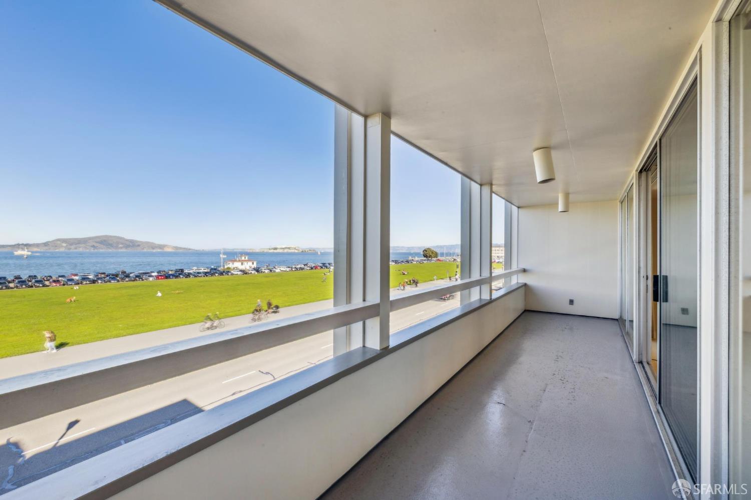 Detail Gallery Image 39 of 68 For 349 Marina Blvd, San Francisco,  CA 94123 - 4 Beds | 3 Baths