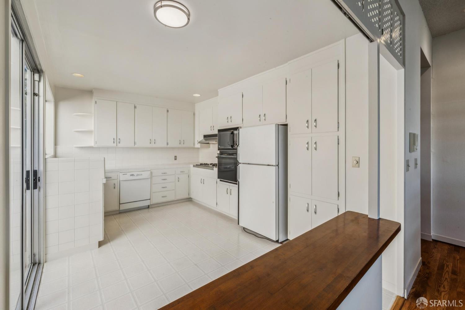 Detail Gallery Image 24 of 68 For 349 Marina Blvd, San Francisco,  CA 94123 - 4 Beds | 3 Baths