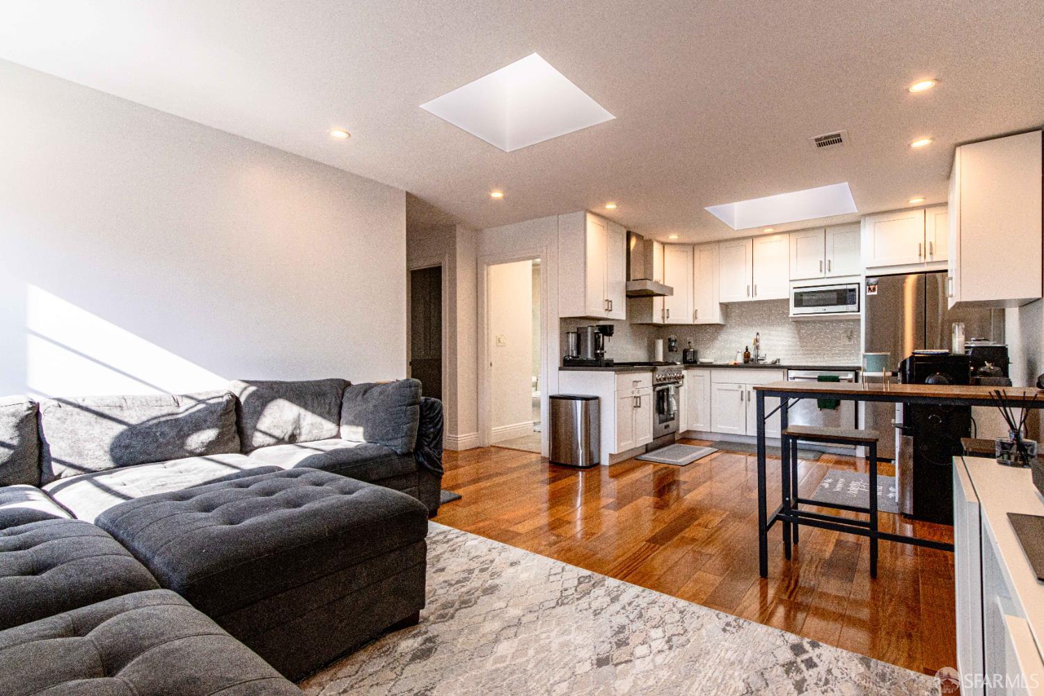 Detail Gallery Image 31 of 40 For 2398 30th Ave, San Francisco,  CA 94116 - – Beds | – Baths