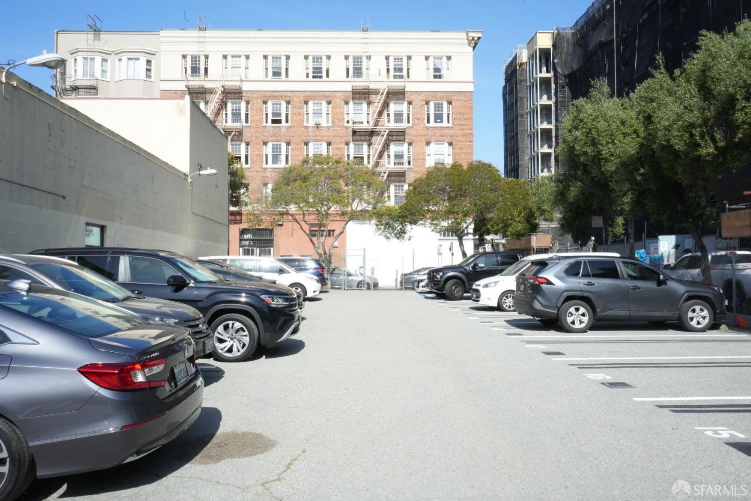 Detail Gallery Image 9 of 17 For 44 Gough St #202,  San Francisco,  CA 94103 - – Beds | – Baths