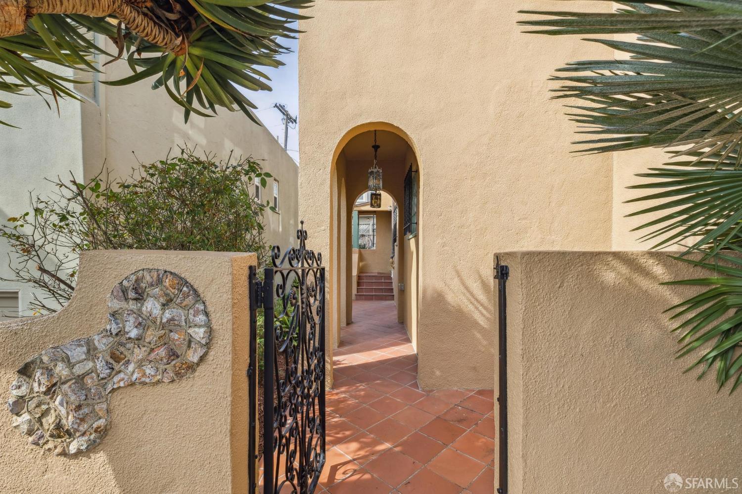 Detail Gallery Image 76 of 96 For 95 Pinehurst Way, San Francisco,  CA 94127 - 3 Beds | 3 Baths