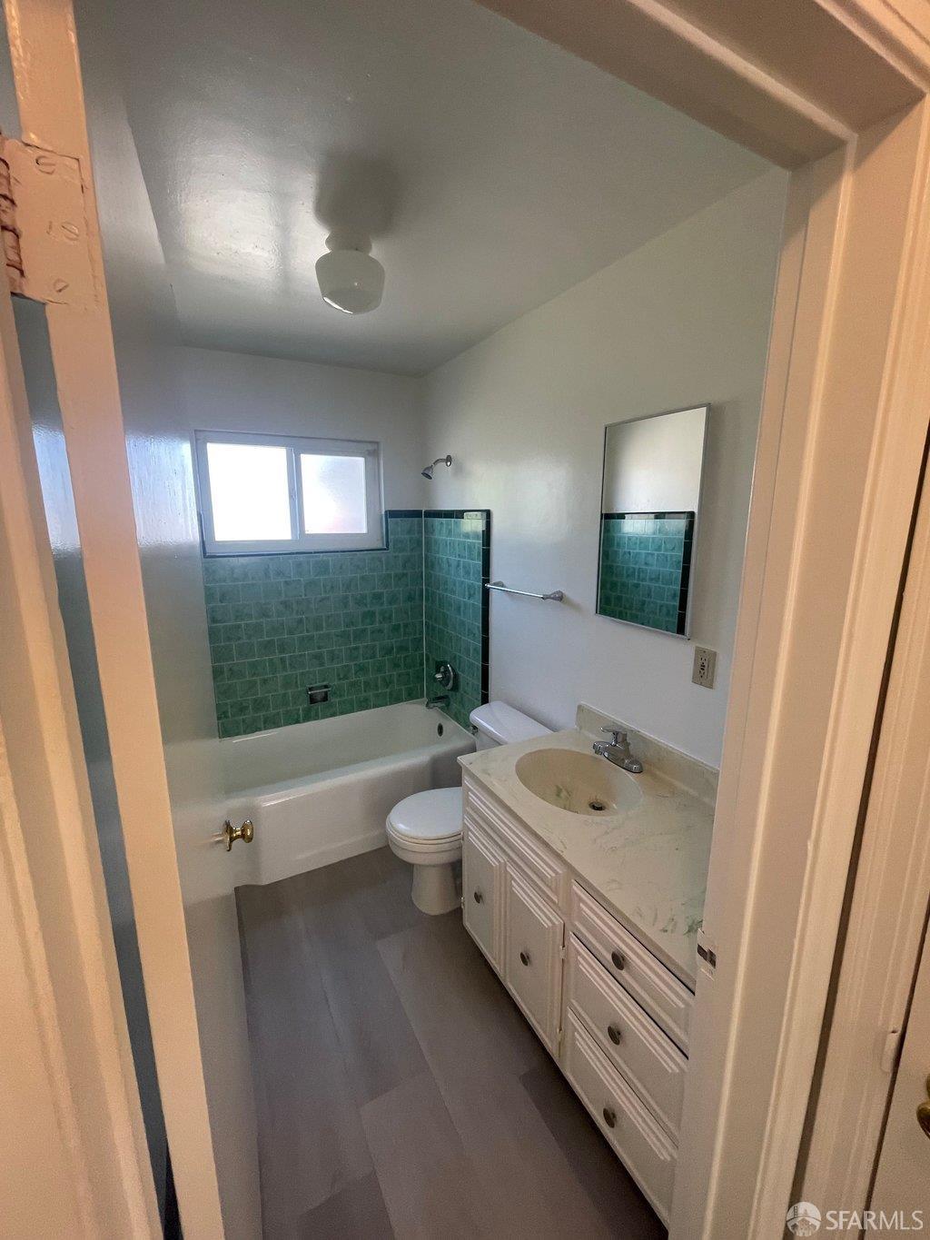 Detail Gallery Image 18 of 24 For 1592 Oriole Ave, San Leandro,  CA 94578 - – Beds | – Baths
