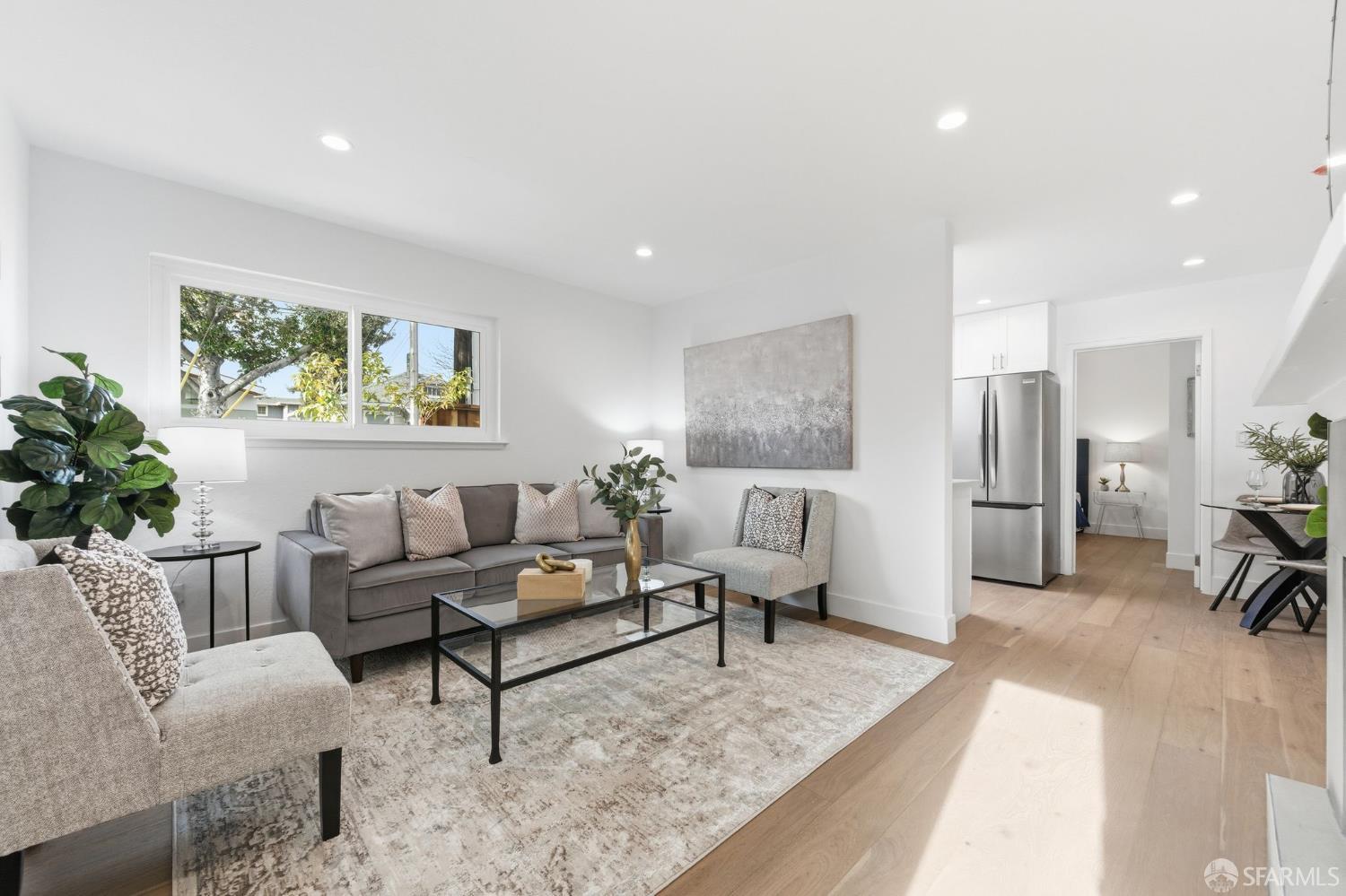 Detail Gallery Image 4 of 35 For 186 Everett Ave, Palo Alto,  CA 94301 - 2 Beds | 1 Baths