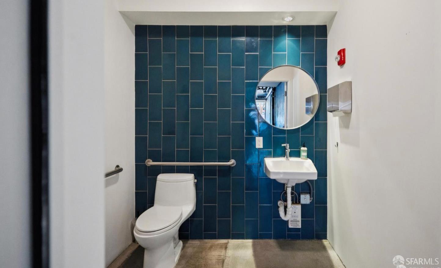 Detail Gallery Image 9 of 40 For 2405 Folsom St #C4,  San Francisco,  CA 94110 - – Beds | – Baths