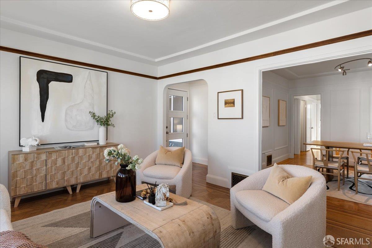 Detail Gallery Image 4 of 26 For 571 Munich St, San Francisco,  CA 94112 - 4 Beds | 2 Baths