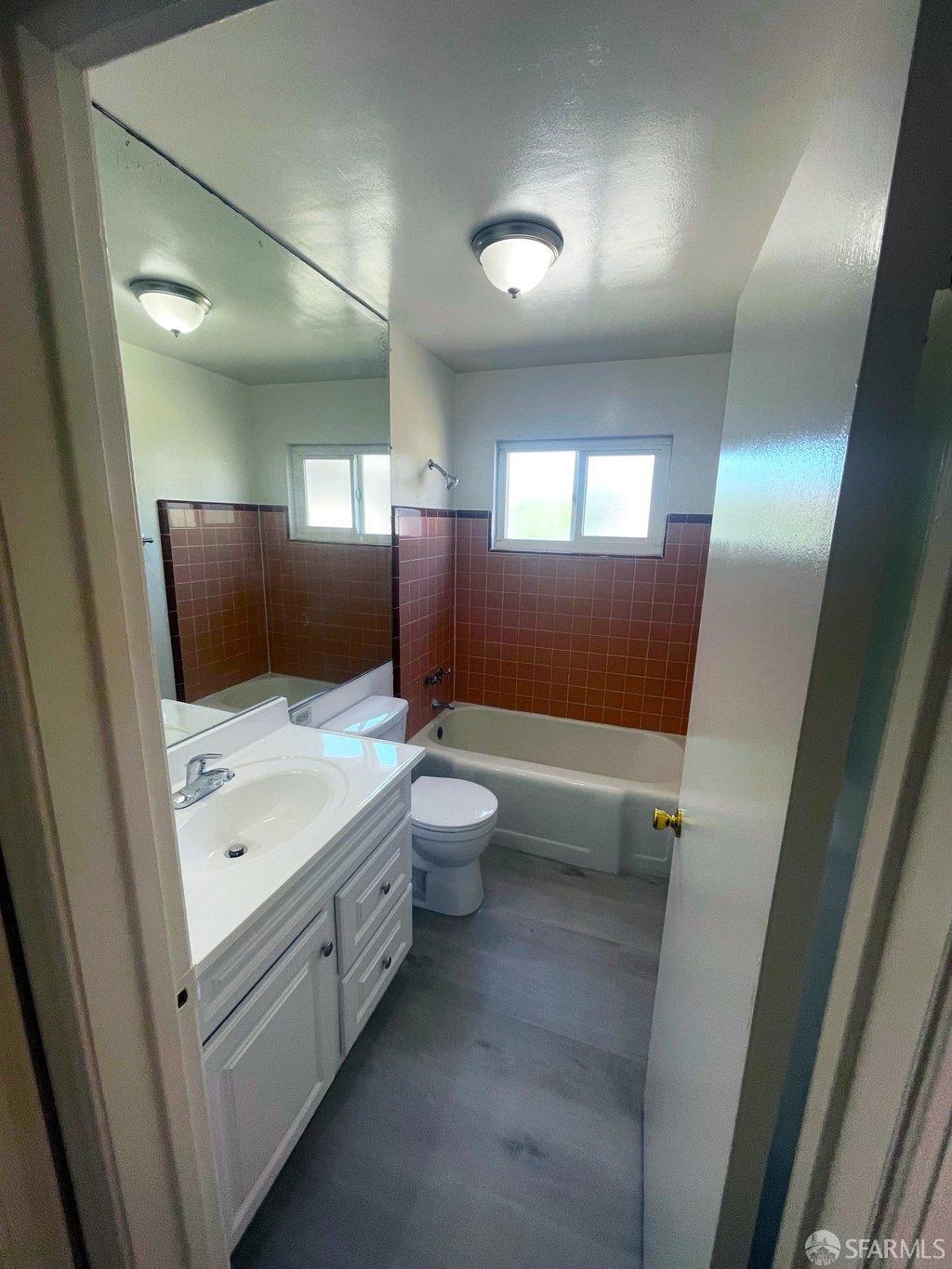 Detail Gallery Image 10 of 24 For 1592 Oriole Ave, San Leandro,  CA 94578 - – Beds | – Baths