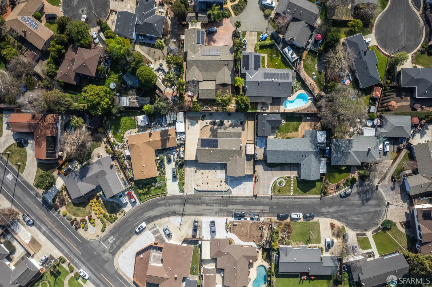 Detail Gallery Image 35 of 36 For 3875 Logan Ct, Concord,  CA 94519 - 3 Beds | 2 Baths