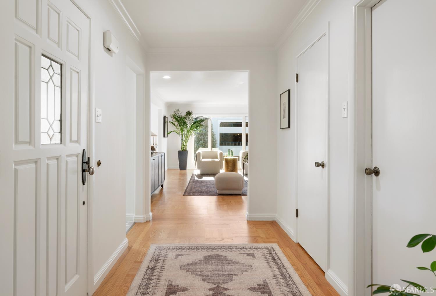 Detail Gallery Image 2 of 33 For 1768 Jackson St, San Francisco,  CA 94109 - 3 Beds | 2 Baths