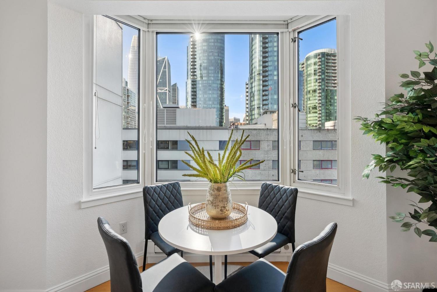 Photo #6: 426101251 Listing: Photo #6