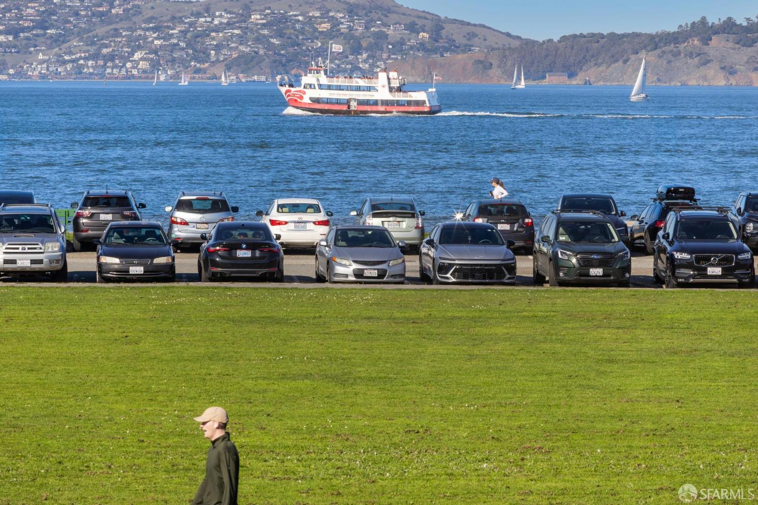 Detail Gallery Image 22 of 68 For 349 Marina Blvd, San Francisco,  CA 94123 - 4 Beds | 3 Baths