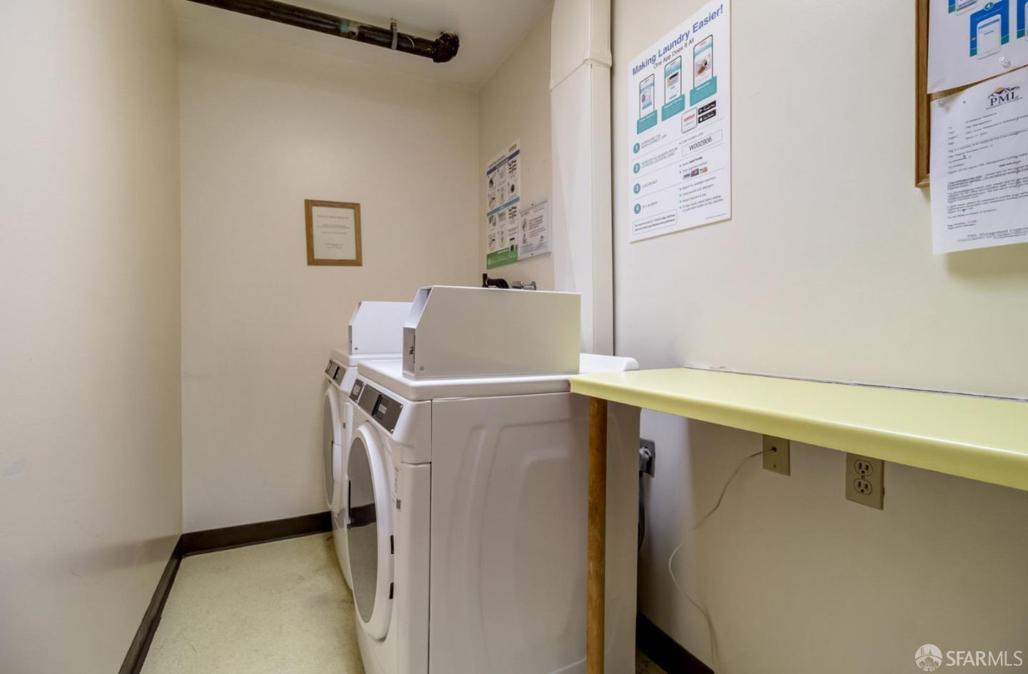 Detail Gallery Image 24 of 35 For 1210 Bellevue Ave #403,  Burlingame,  CA 94010 - 1 Beds | 1 Baths