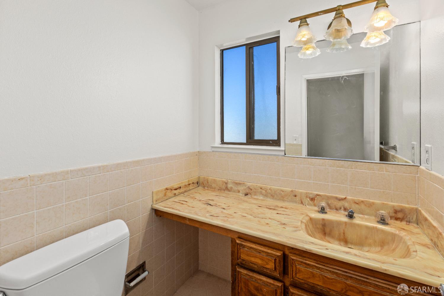 Detail Gallery Image 17 of 37 For 1301 48th Ave, San Francisco,  CA 94122 - 3 Beds | 3/1 Baths