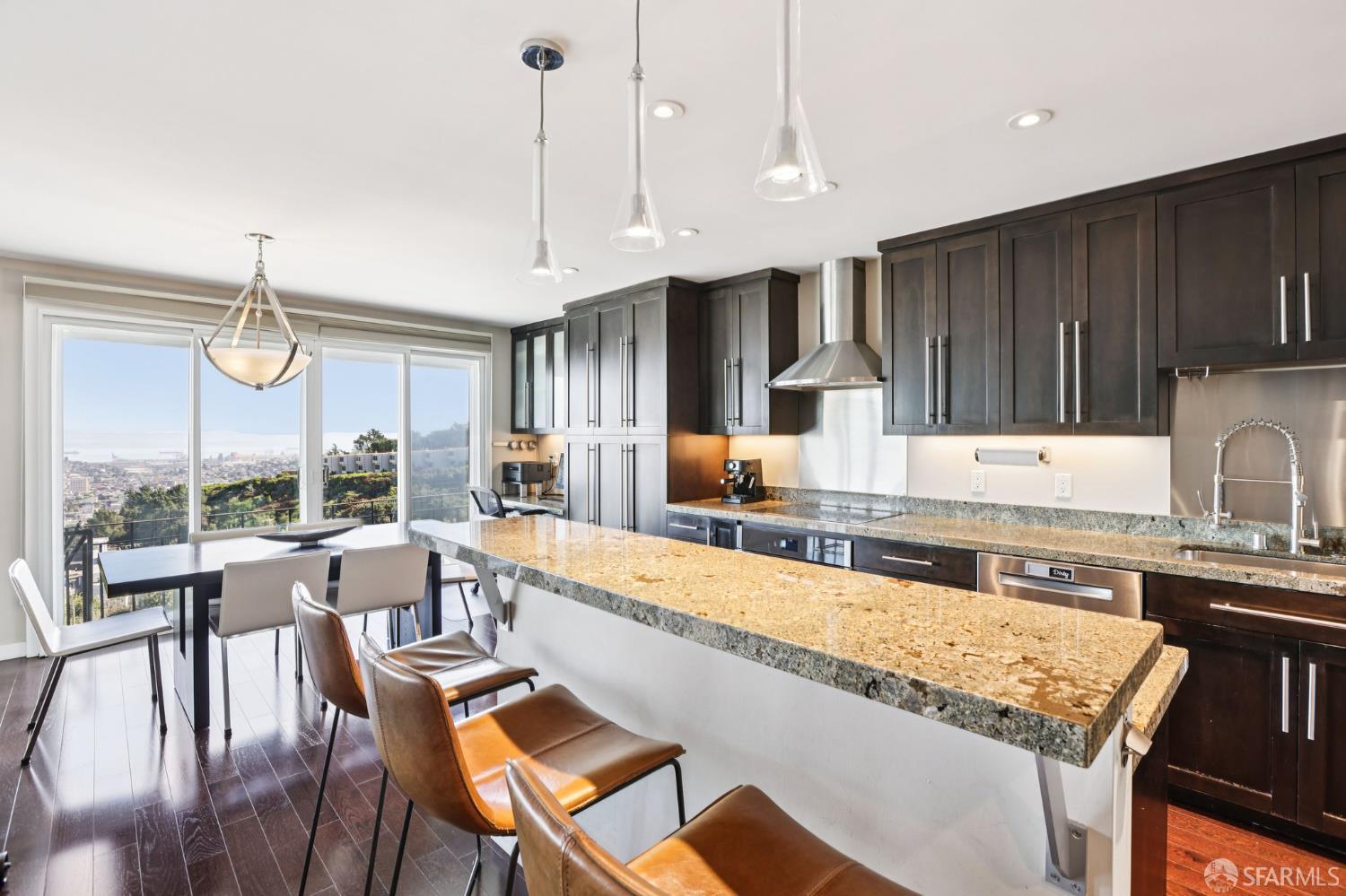 Detail Gallery Image 14 of 73 For 172 Portola Dr, San Francisco,  CA 94131 - – Beds | – Baths