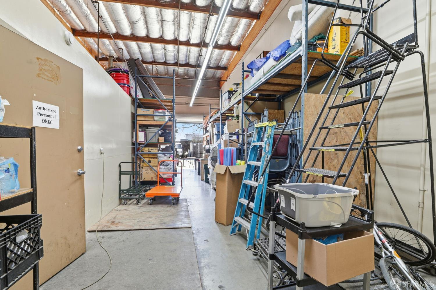 Detail Gallery Image 6 of 21 For 1811 S 7th St, San Jose,  CA 95112 - – Beds | – Baths