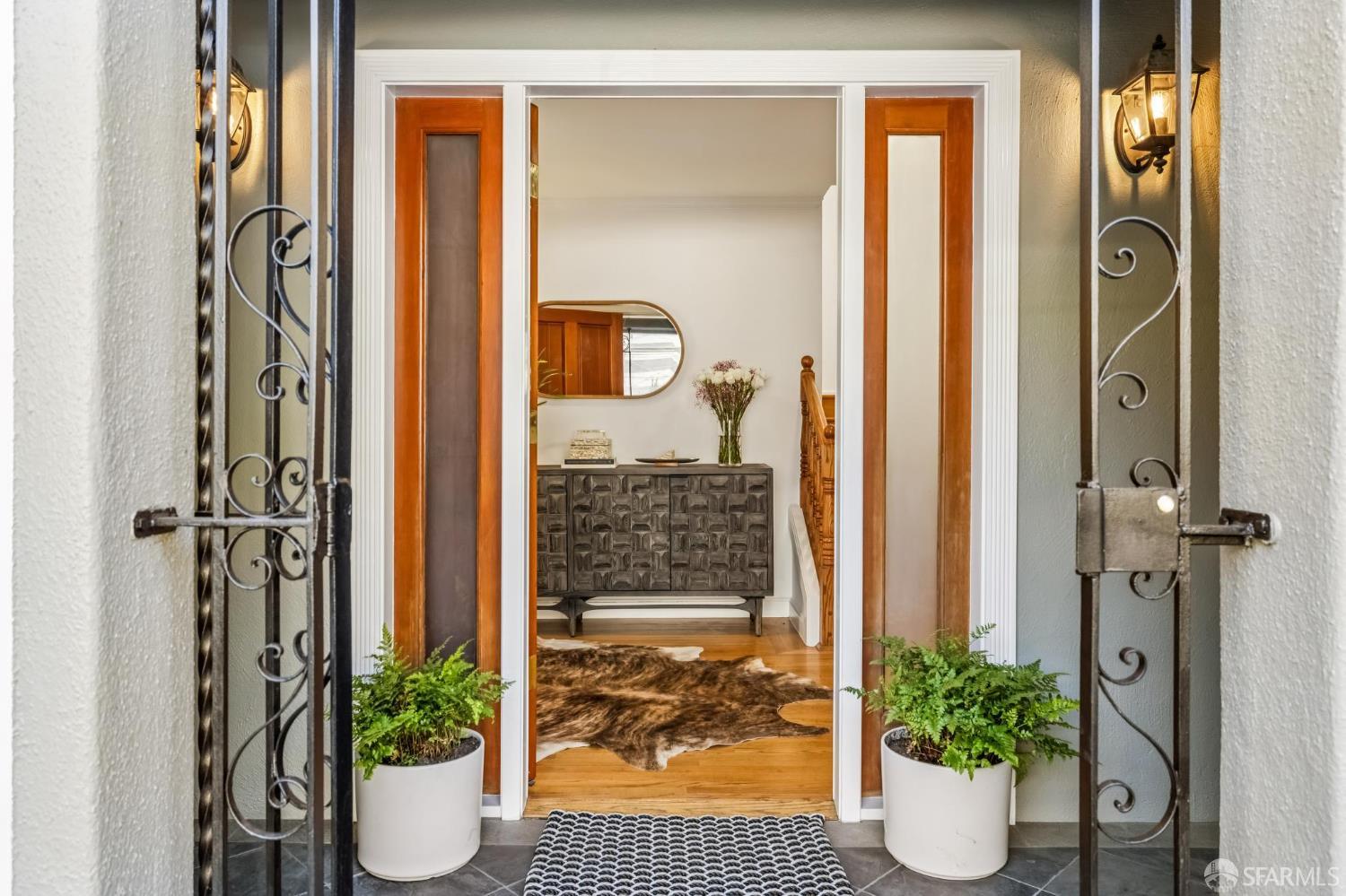 Detail Gallery Image 11 of 90 For 591 Los Palmos Dr, San Francisco,  CA 94127 - 4 Beds | 2 Baths