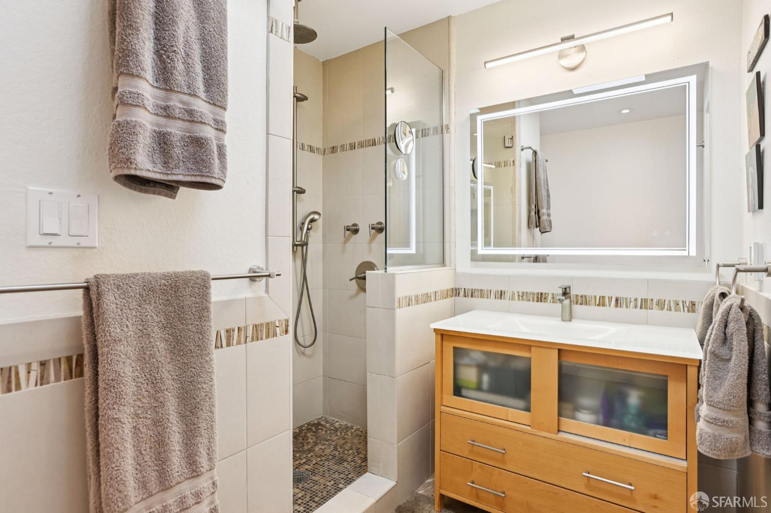 Detail Gallery Image 21 of 73 For 172 Portola Dr, San Francisco,  CA 94131 - – Beds | – Baths