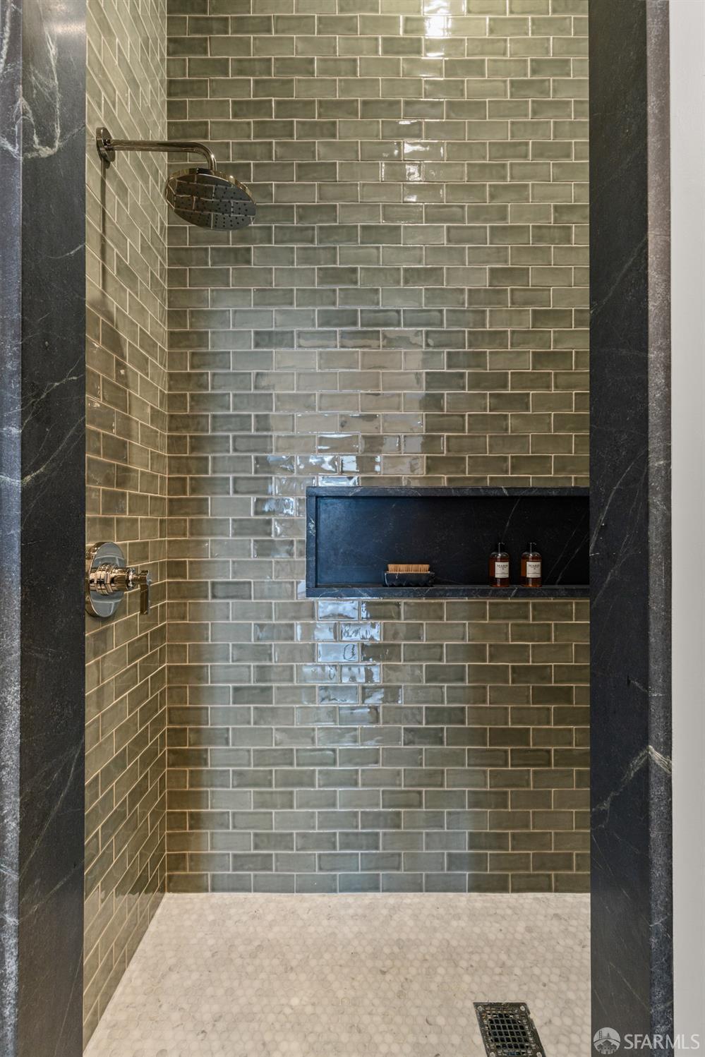 Photo #28: 426101632 Listing: Photo #28