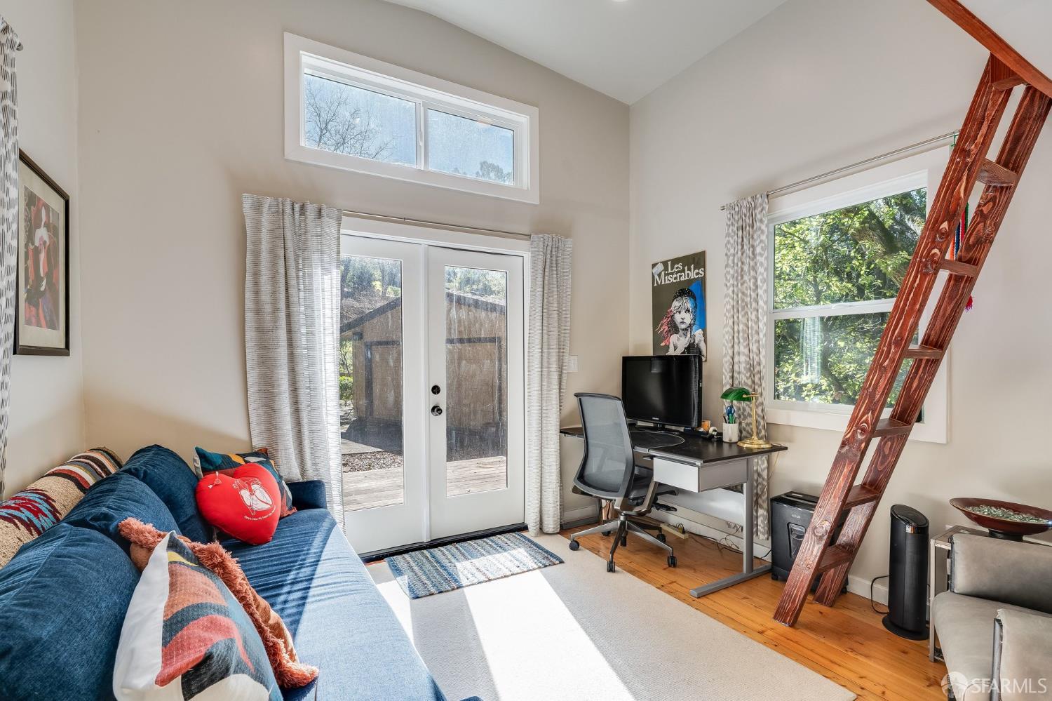 Detail Gallery Image 31 of 38 For 173 Glorietta Blvd, Orinda,  CA 94563 - 3 Beds | 2 Baths