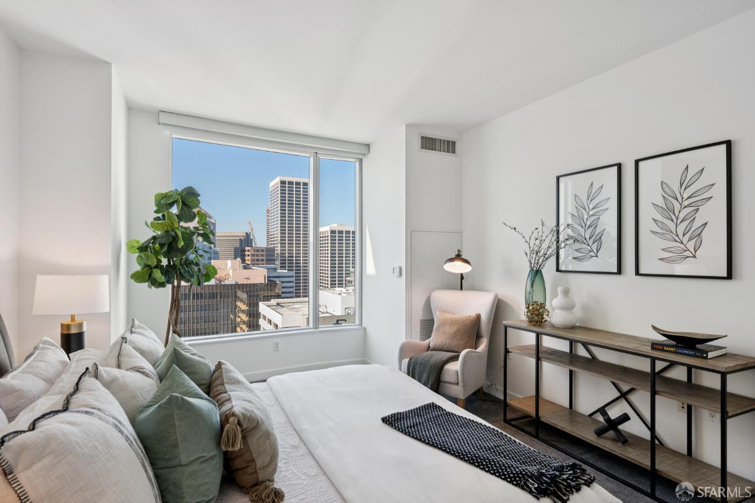 Photo #10: 425091375 Listing: Photo #10