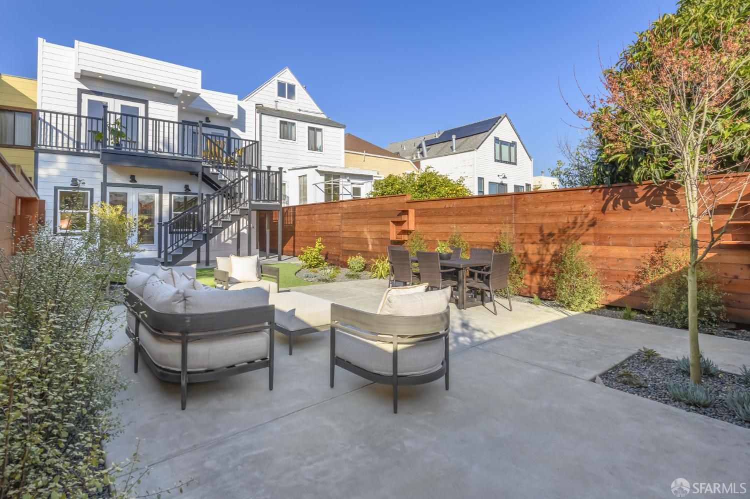 Detail Gallery Image 34 of 37 For 155 Flood Ave, San Francisco,  CA 94131 - 3 Beds | 2/1 Baths