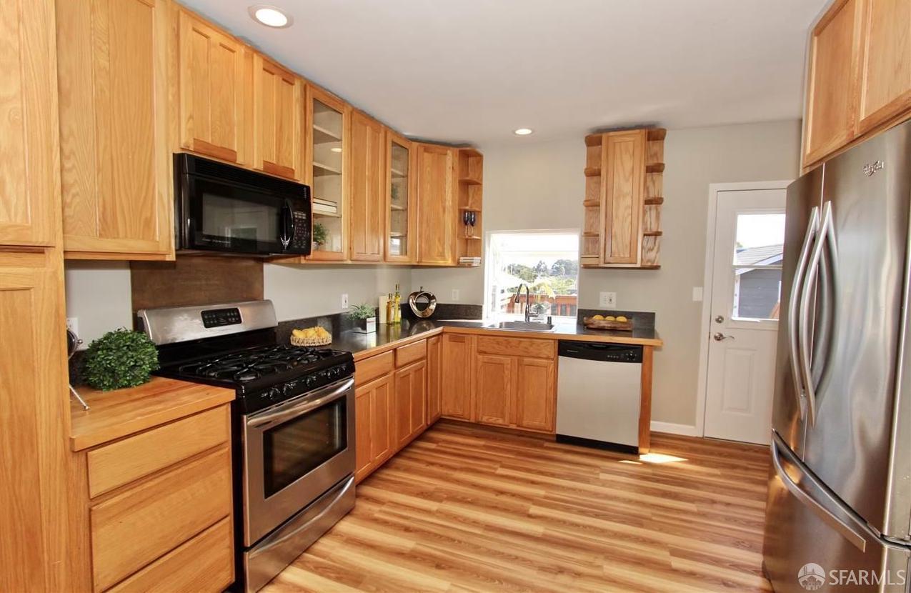 Detail Gallery Image 11 of 52 For 268 Linden Ave, San Bruno,  CA 94066 - 1 Beds | 1 Baths